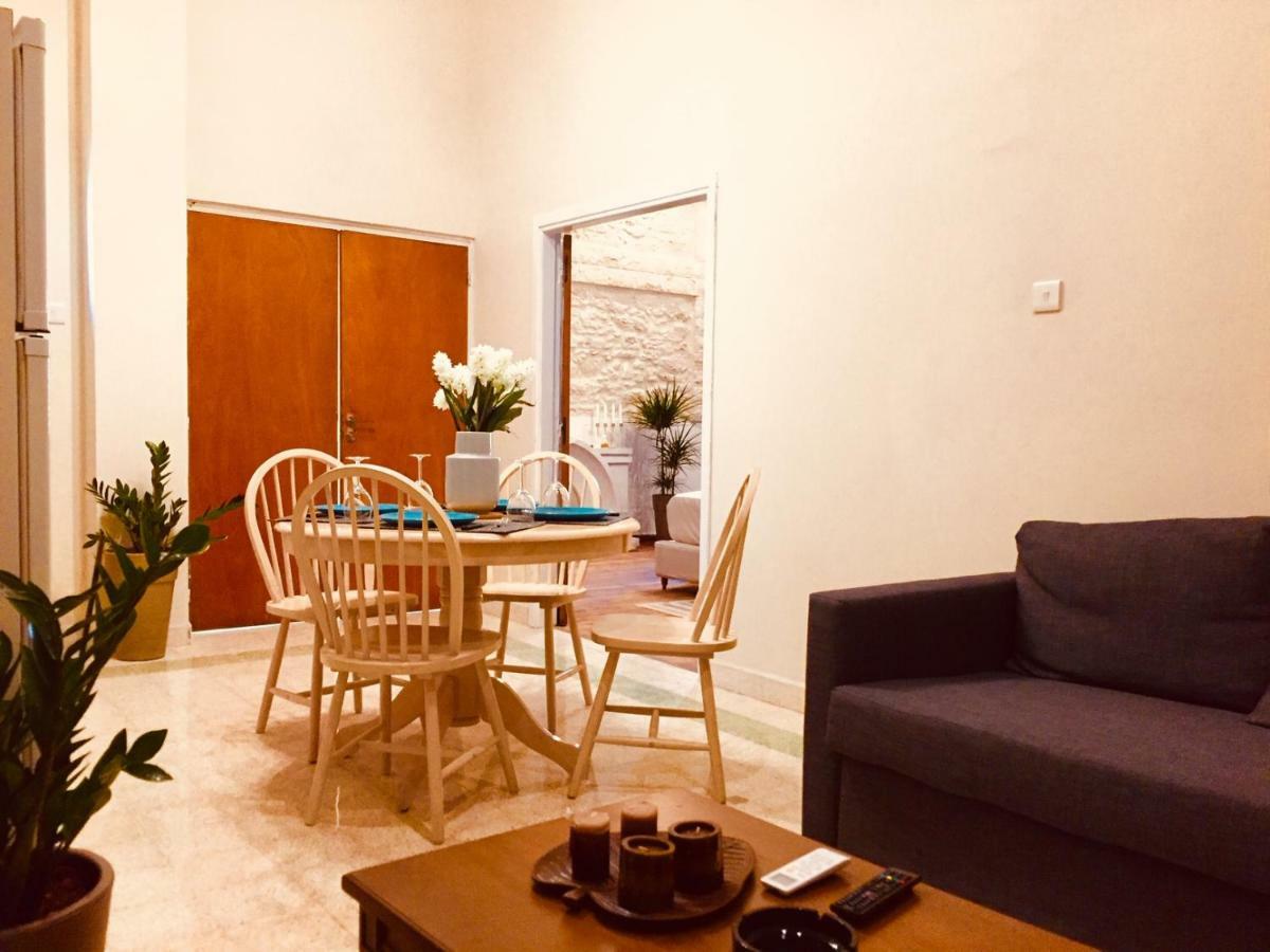 Karavella Vintage Apartment Paphos Exteriör bild