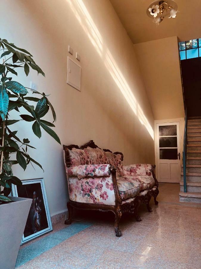 Karavella Vintage Apartment Paphos Exteriör bild